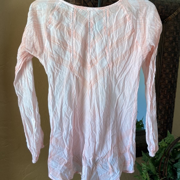 Sundance Top - Picture 4 of 10